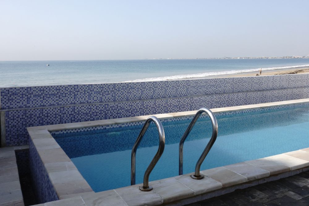 Hawksbay Huts for Rent: Best Options for Large Groups